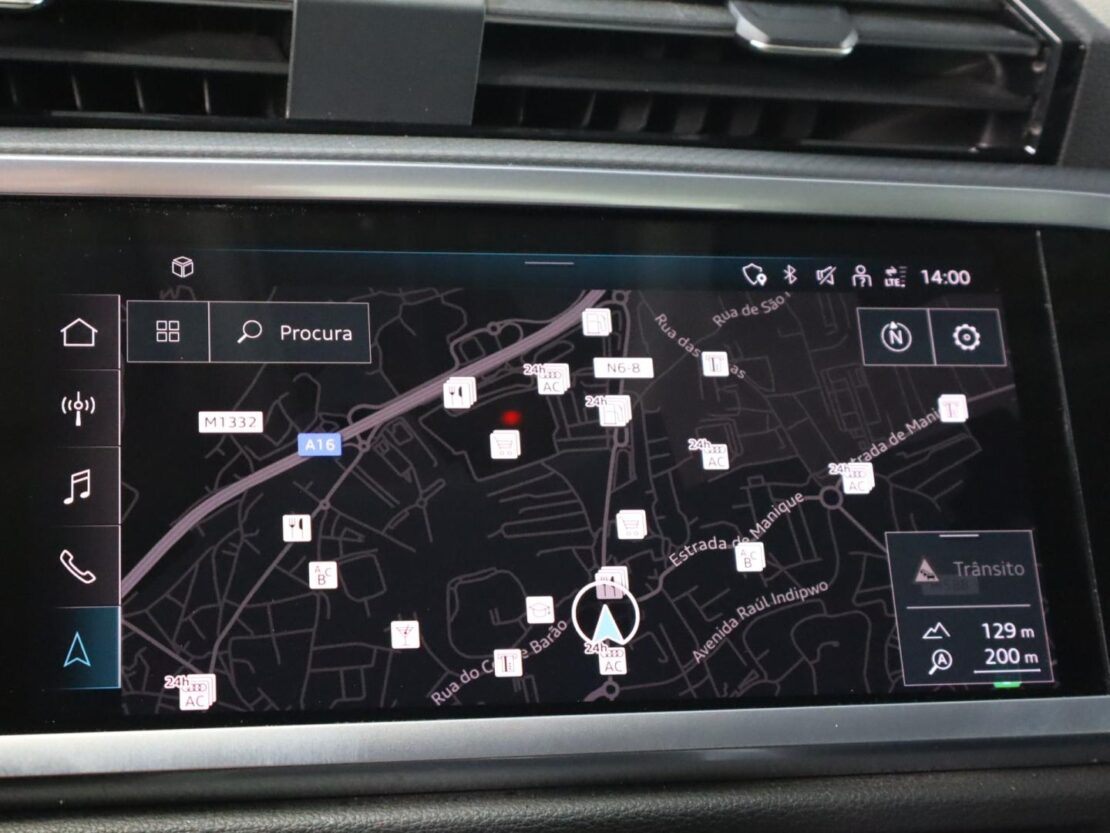Audi Q3 45 TFSIe S tronic 14