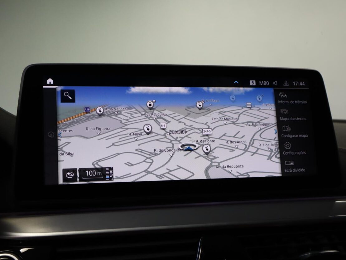 BMW Serie 5 530e Auto Line Luxury 16