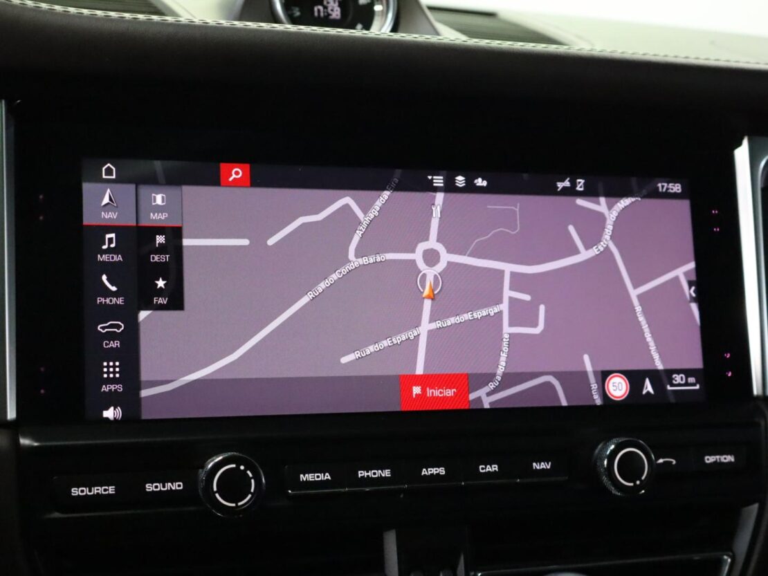 Porsche Macan 2.0 17