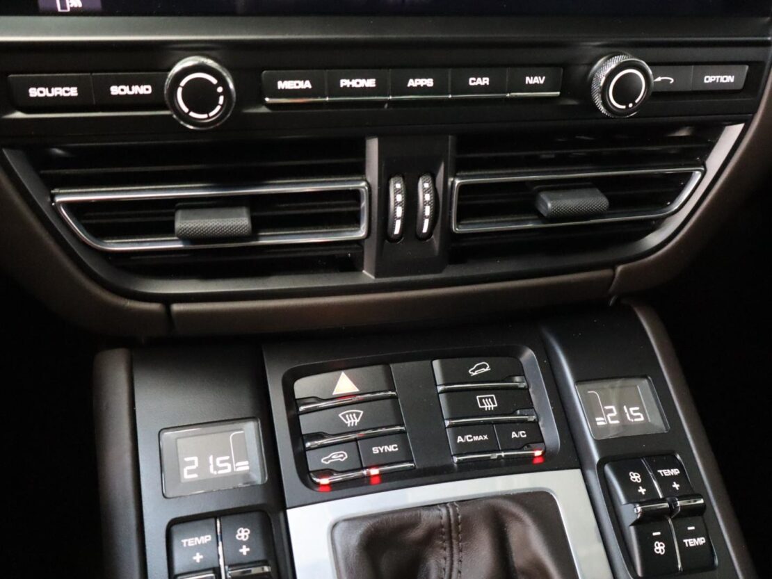 Porsche Macan 2.0 19