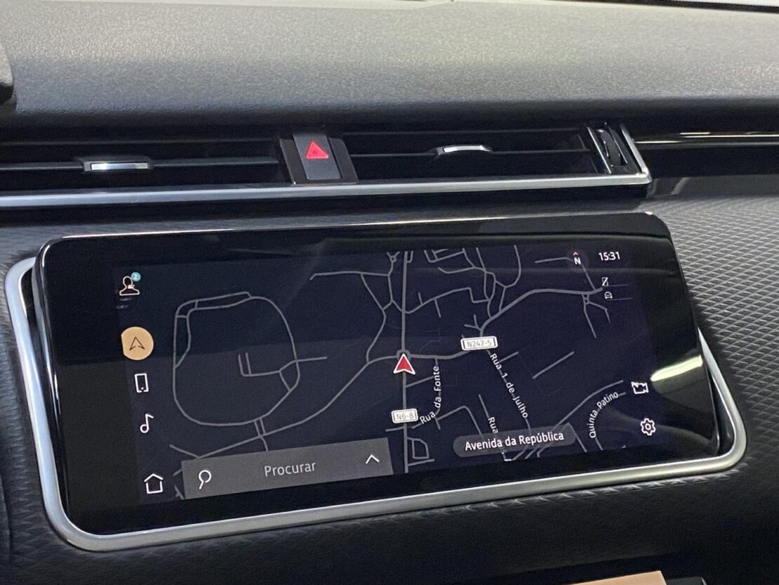Land Rover Range Rover Velar 2.0 D200 AWD R-Dynamic S 12