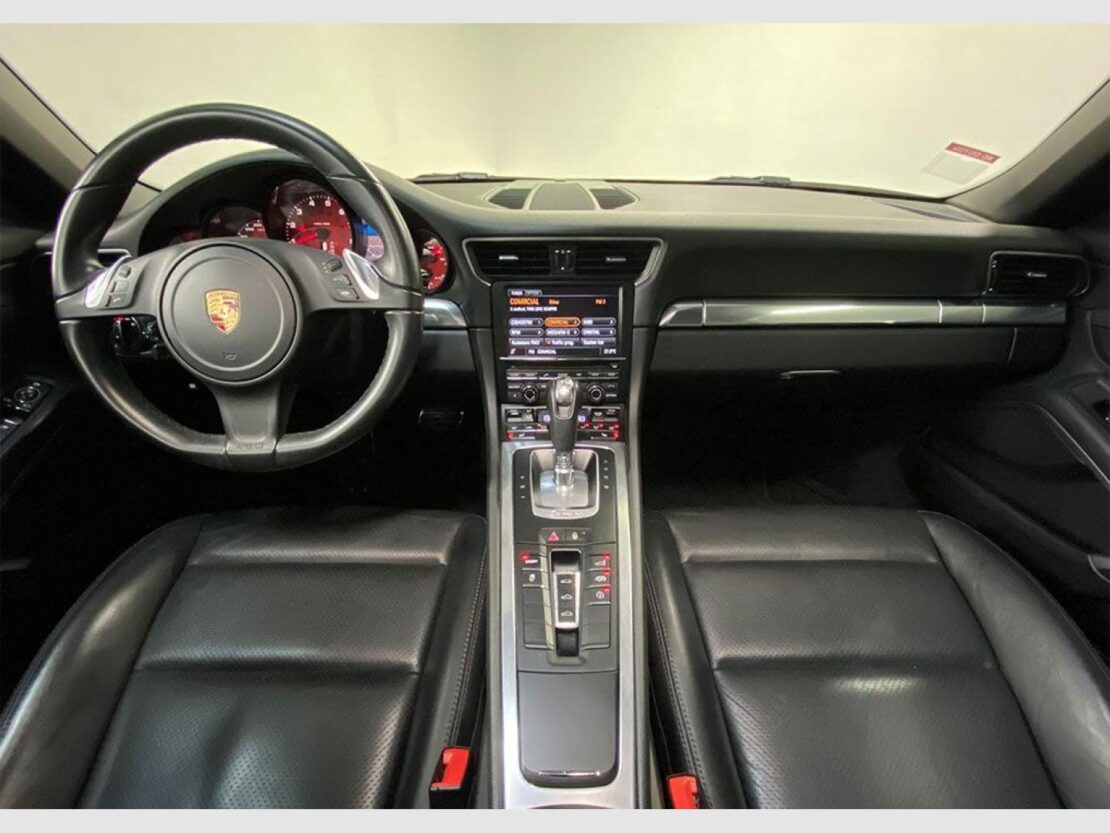 Porsche 911 Carrera 2 Coupé (991) PDK 9