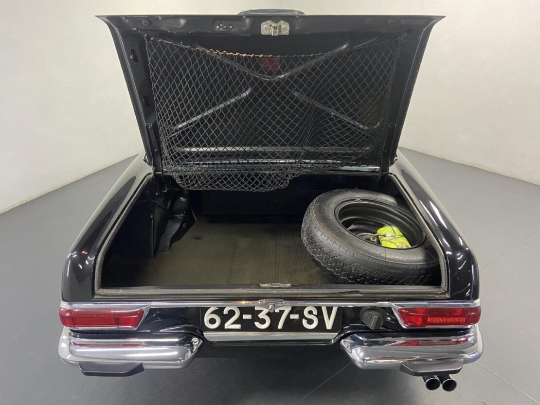 Mercedes Benz SL 280 PAGODE 280 SL 16