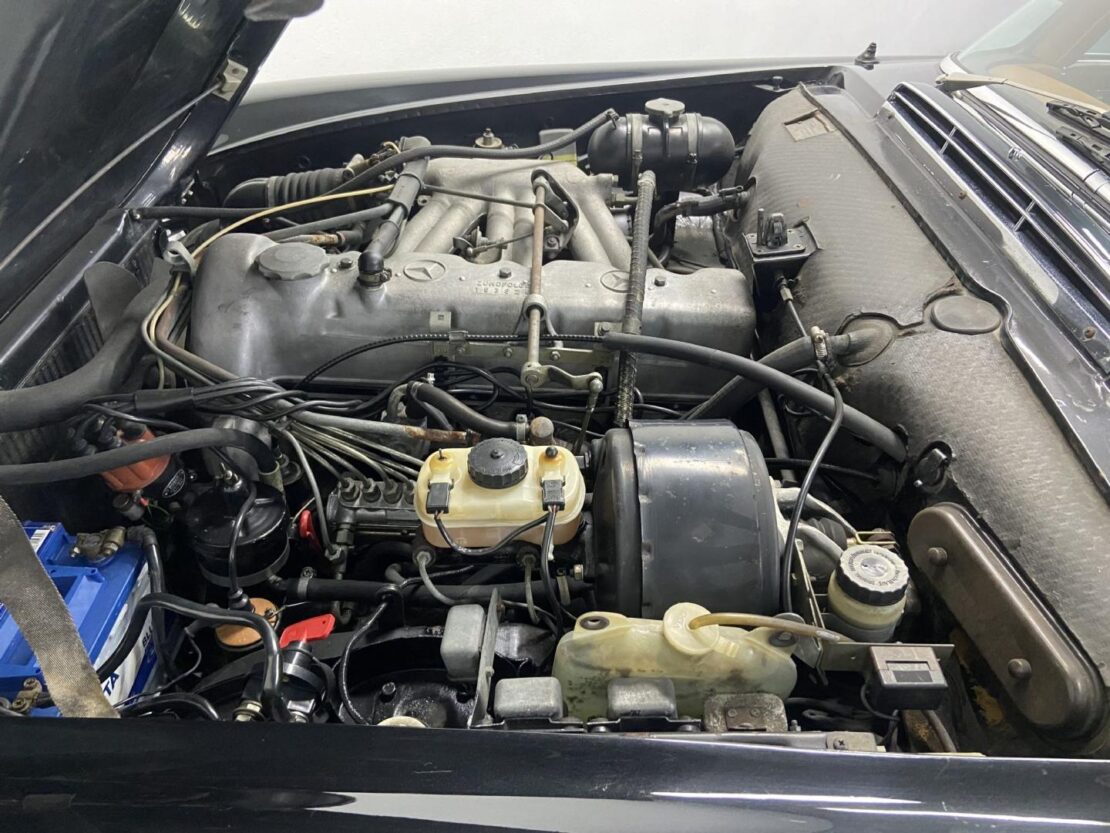 Mercedes Benz SL 280 PAGODE 280 SL 18
