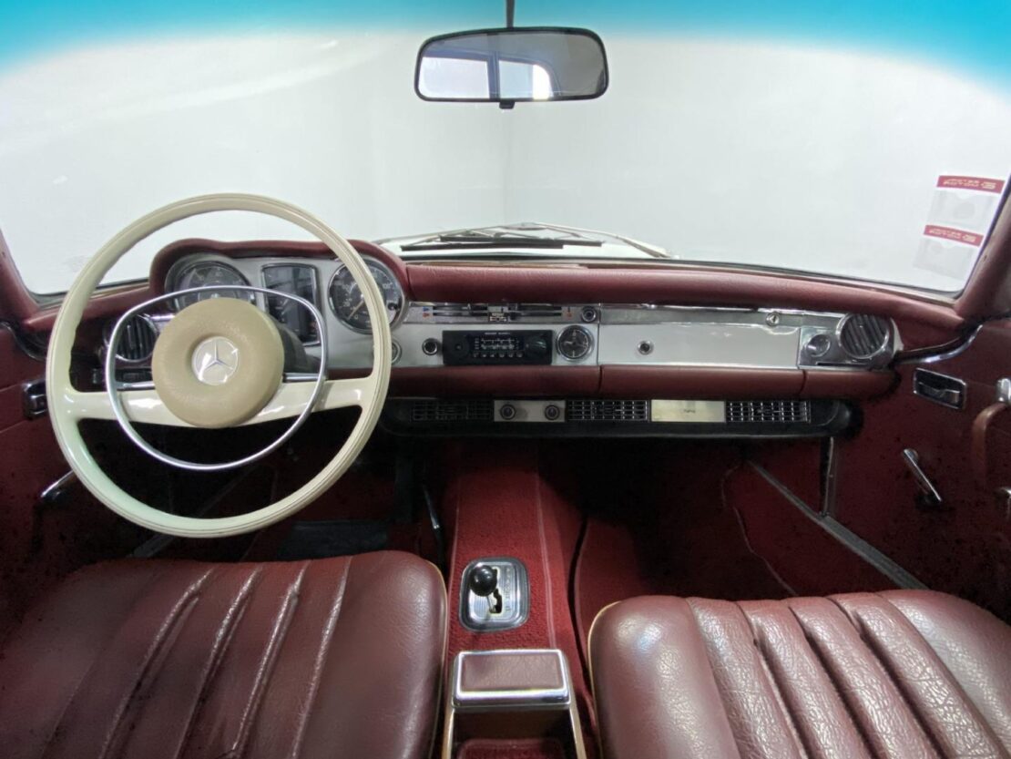 Mercedes Benz SL 280 PAGODE 280 SL 10