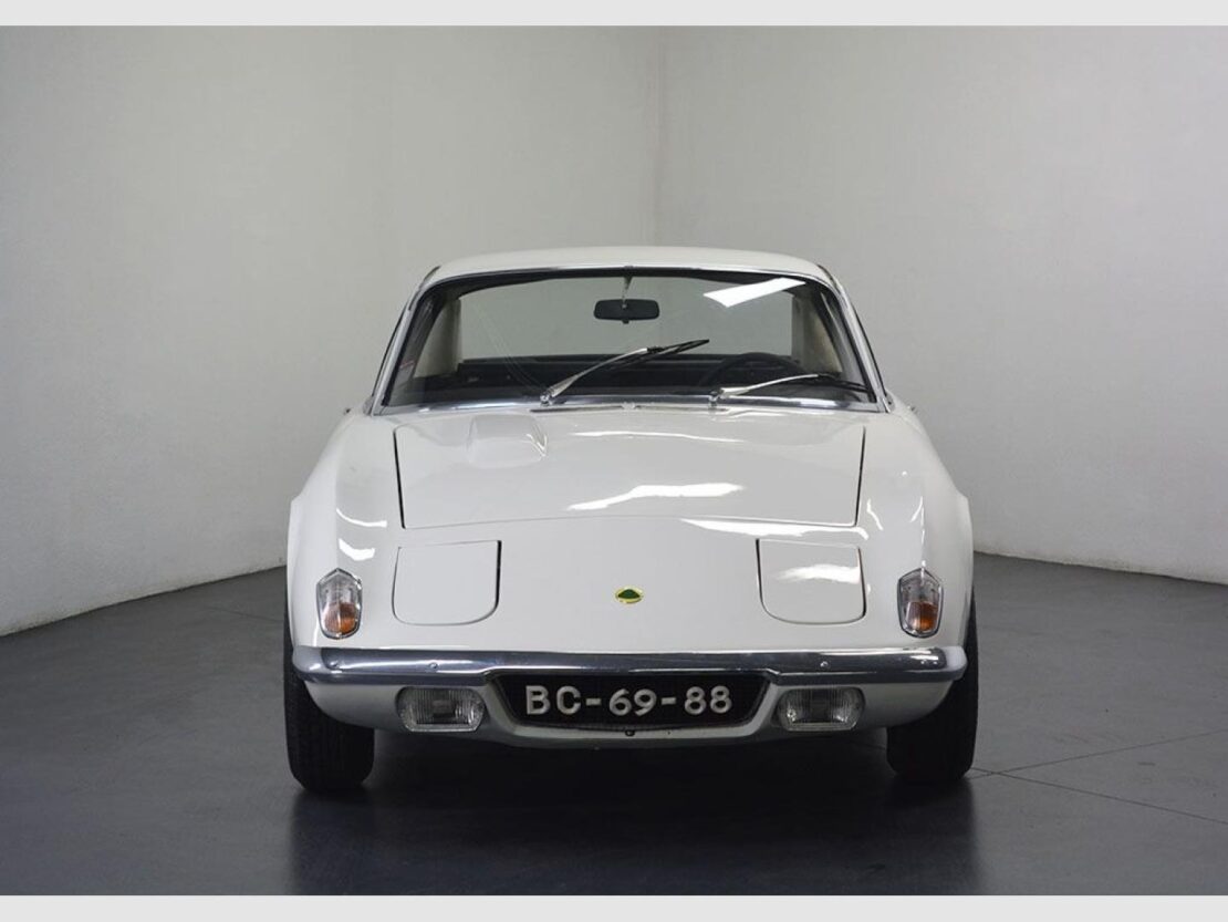 Lotus 2-Eleven Elan 2