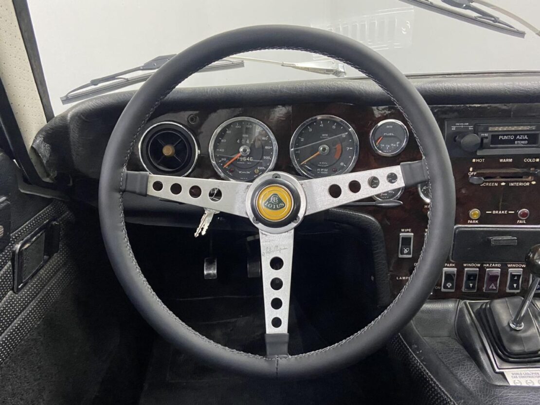 Lotus 2-Eleven Elan 7