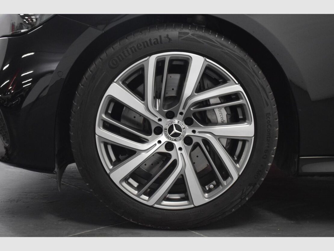 Mercedes Benz Classe E E 300 e Avantgarde 26