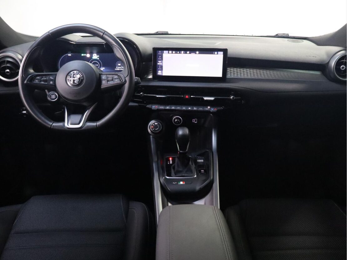 Alfa Romeo Tonale 1.5 Hybrid Sprint 8