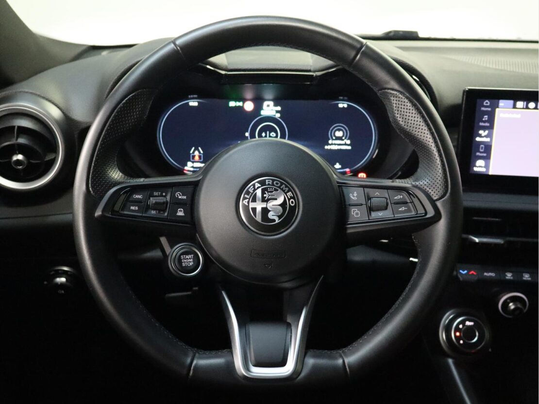 Alfa Romeo Tonale 1.5 Hybrid Sprint 9