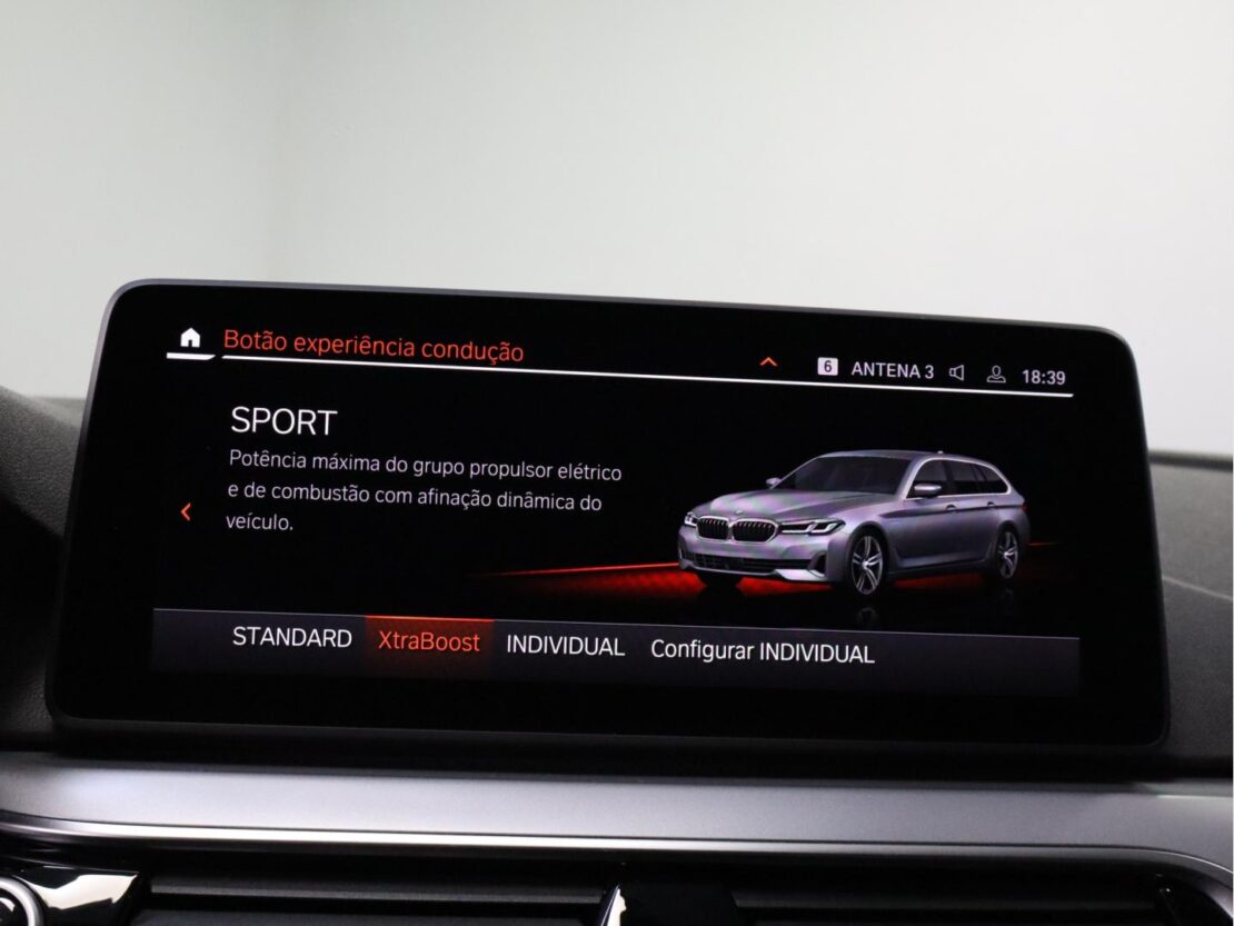 BMW Serie 5 530e Auto Line Luxury 15