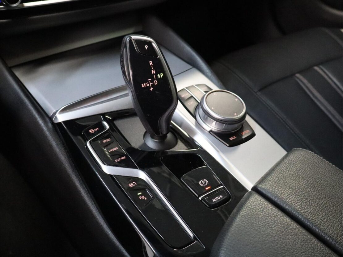 BMW Serie 5 530e Auto Line Luxury 20