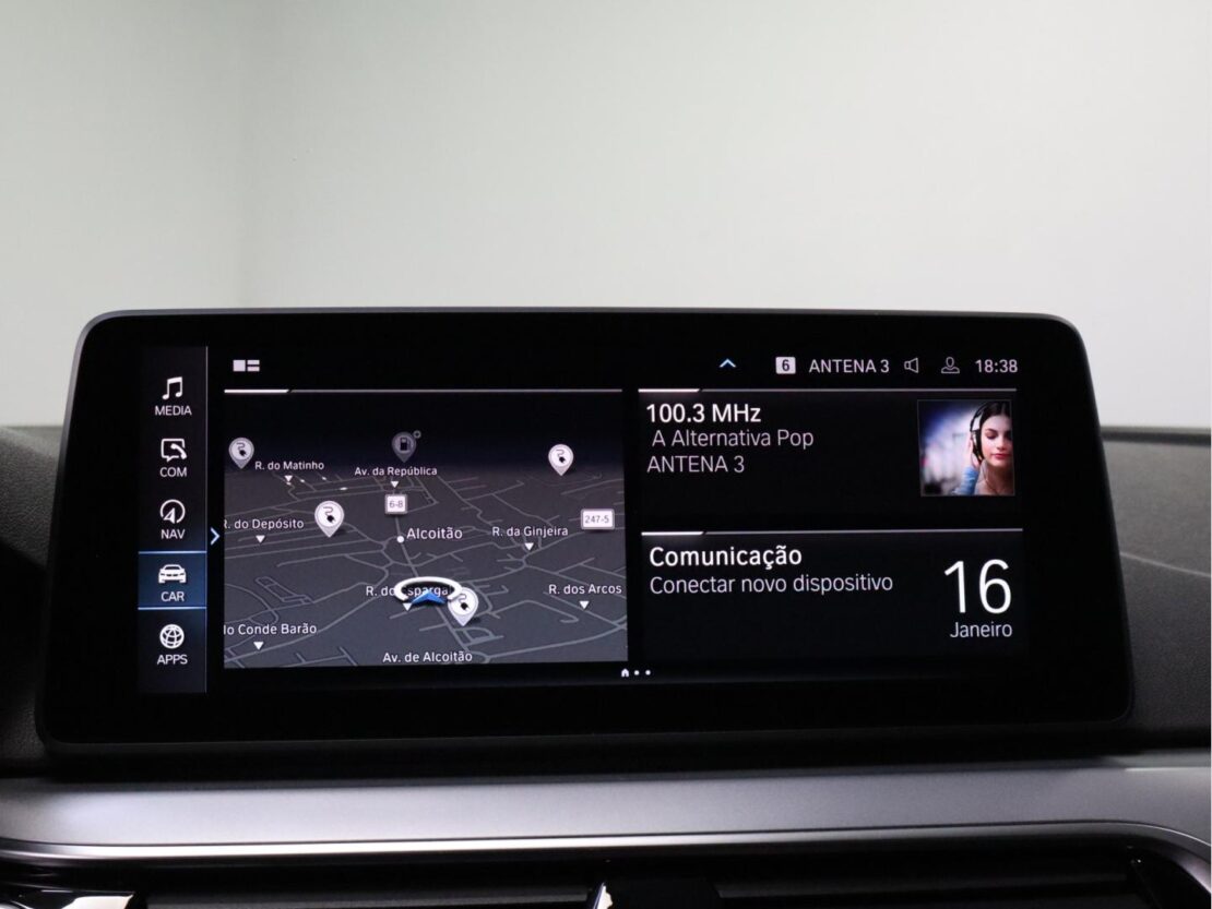 BMW Serie 5 530e Auto Line Luxury 10
