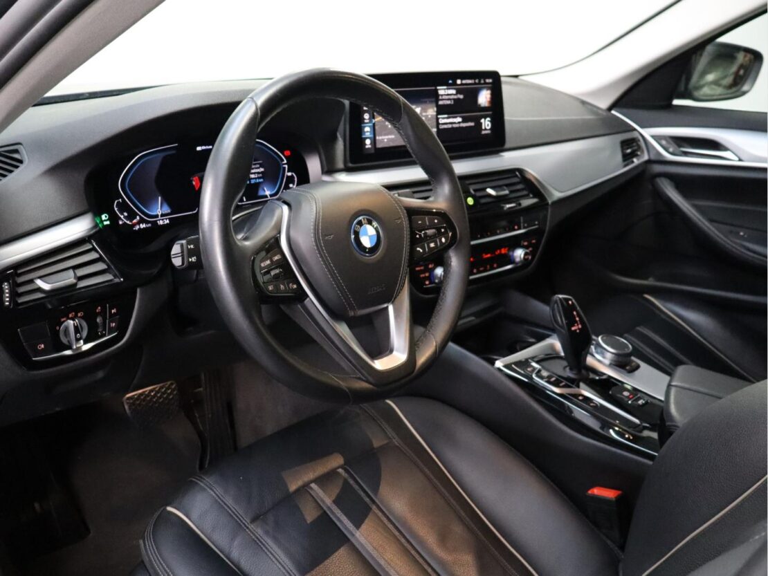 BMW Serie 5 530e Auto Line Luxury 5