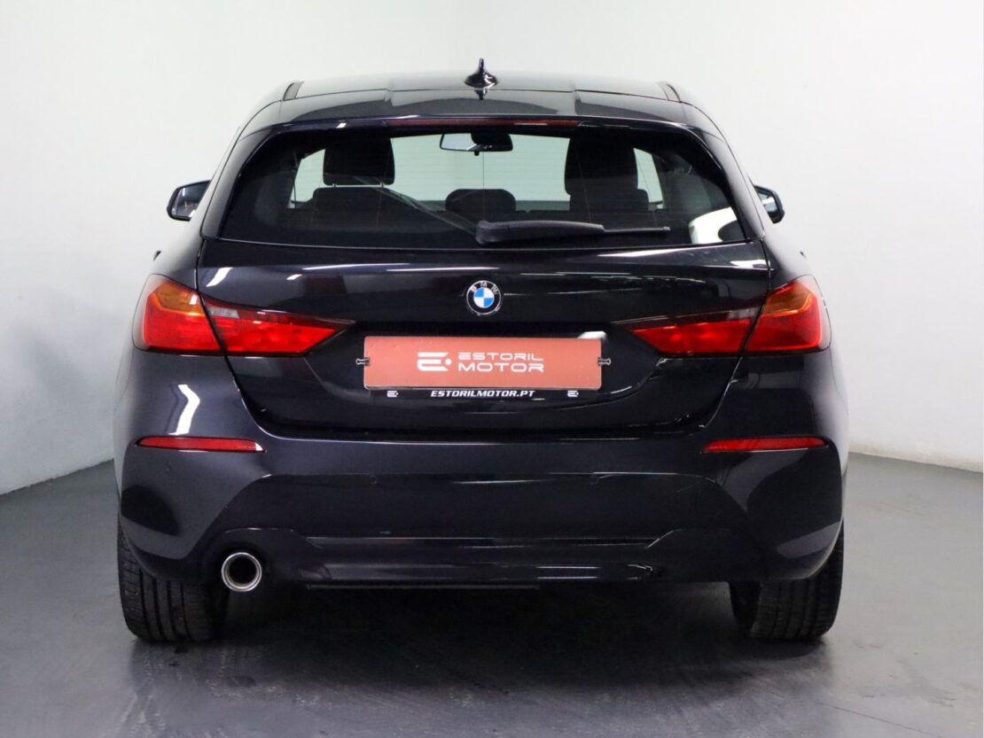 BMW Serie 1 116d Corporate Edition 4