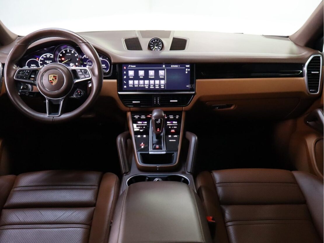 Porsche Cayenne Coupé E-Hybrid 9