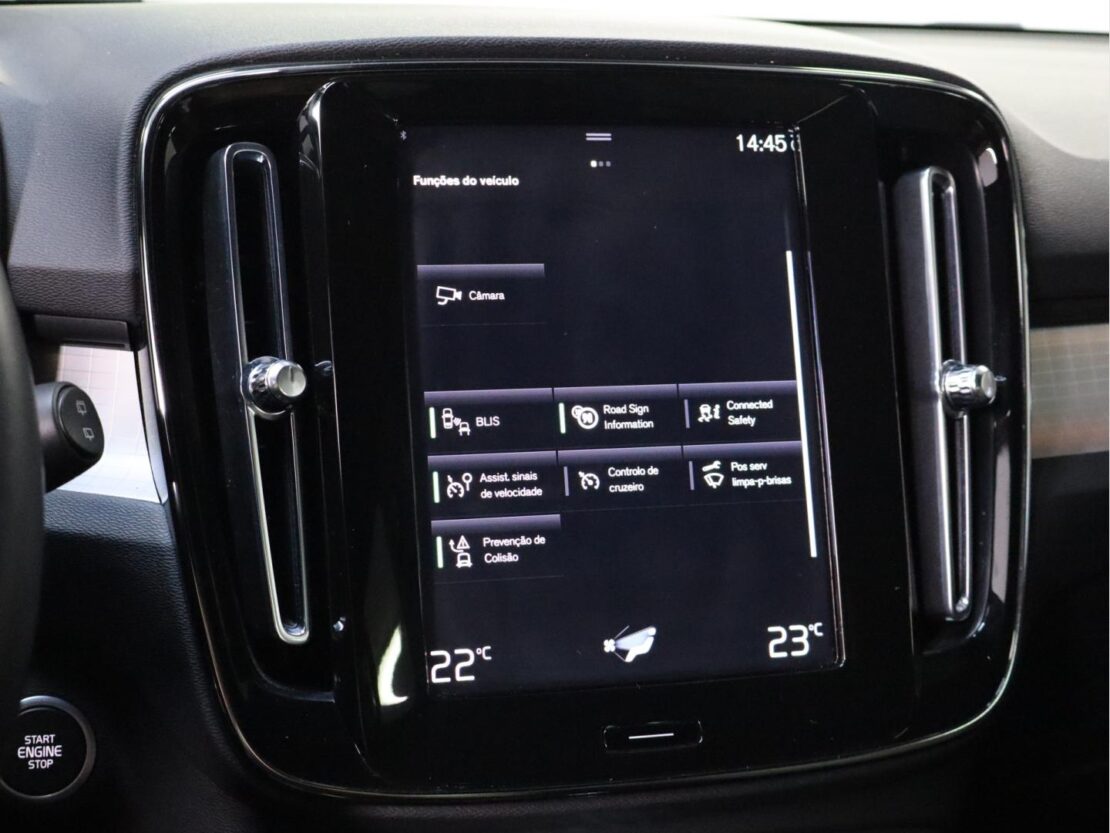 Volvo XC40 1.5 T4 PHEV Essential 11