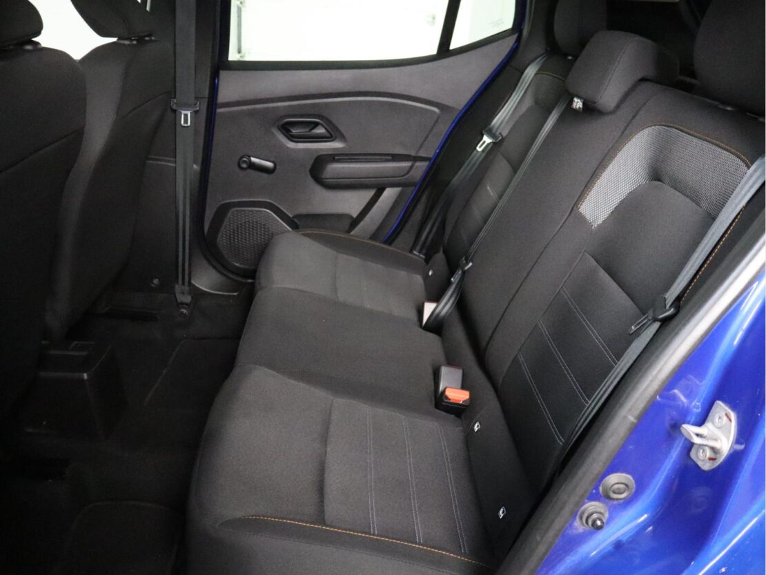Dacia Sandero Stepway TCe 90 Essential 7