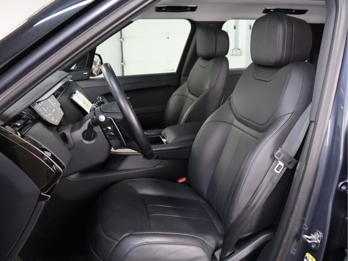 Land Rover Range Rover Sport 3.0 P440e Dynamic SE 11