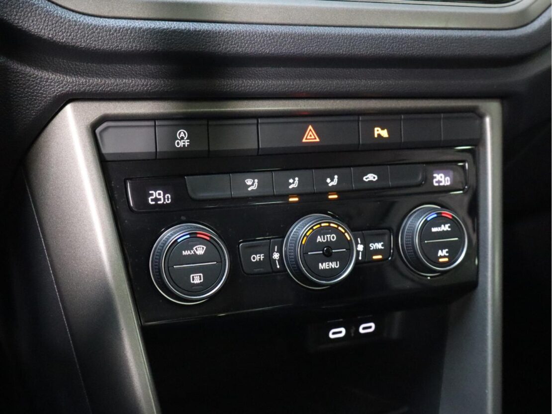 Volkswagen T-Roc 1.6 TDI STYLE 16