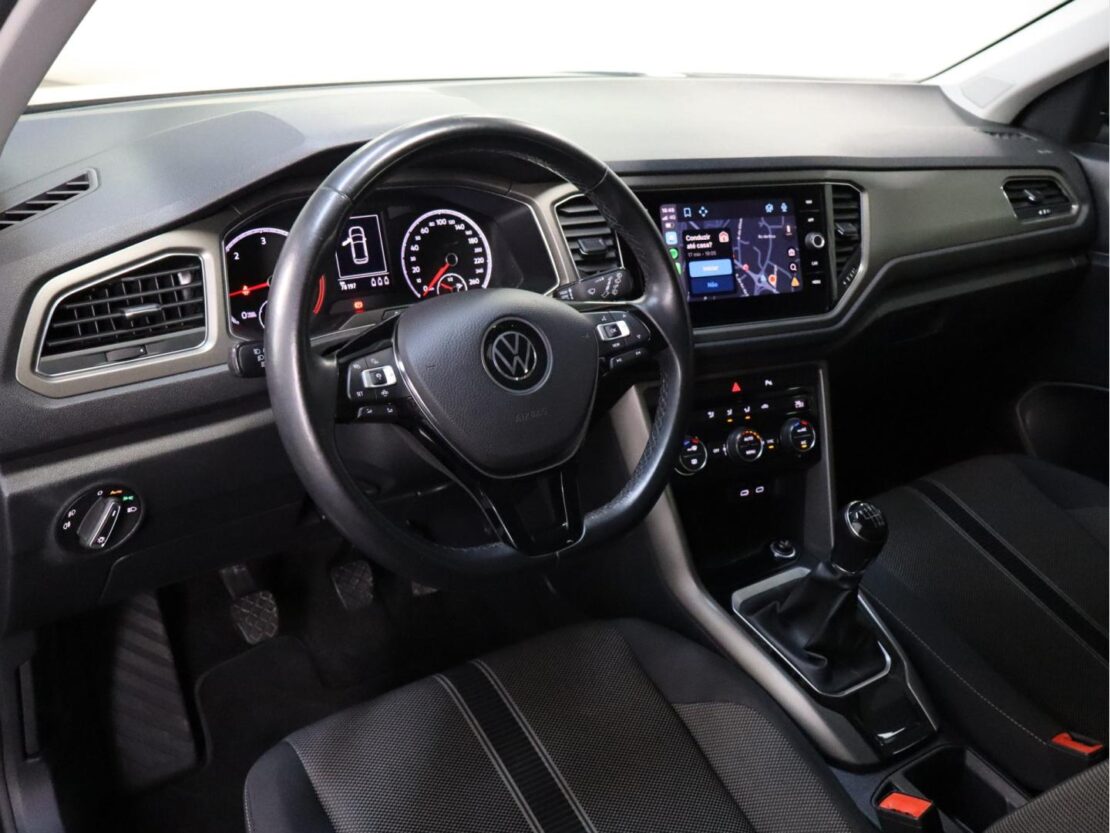 Volkswagen T-Roc 1.6 TDI STYLE 5