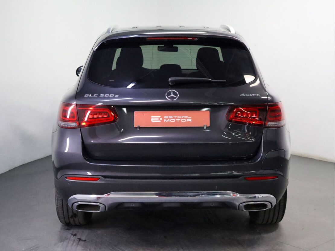 Mercedes Benz GLC SUV 300 e 4Matic 4