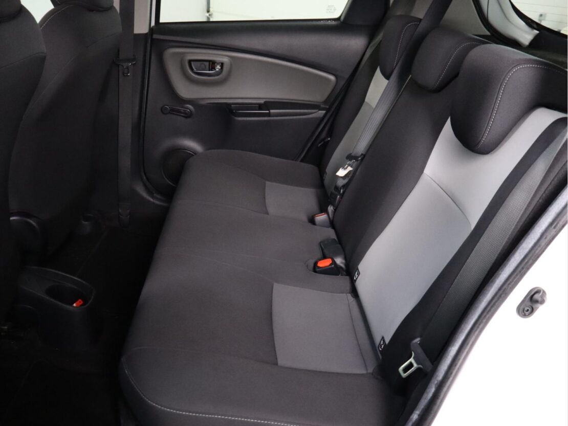 Toyota Yaris 1.5 HSD Comfort 7