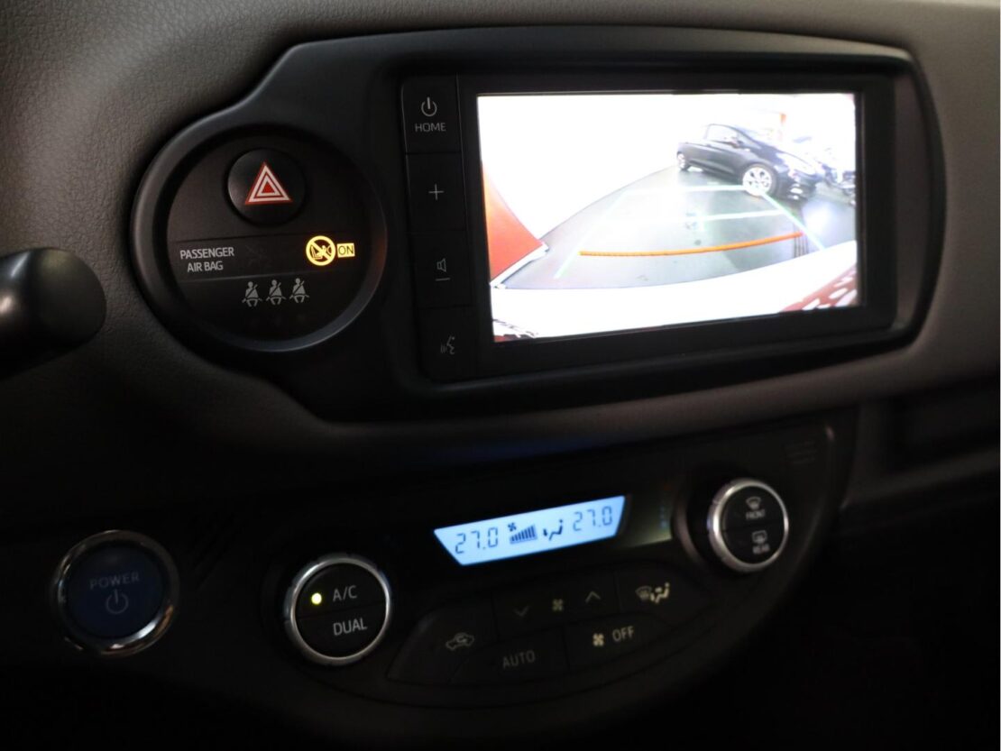 Toyota Yaris 1.5 HSD Comfort 12