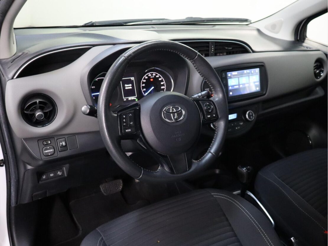 Toyota Yaris 1.5 HSD Comfort 5