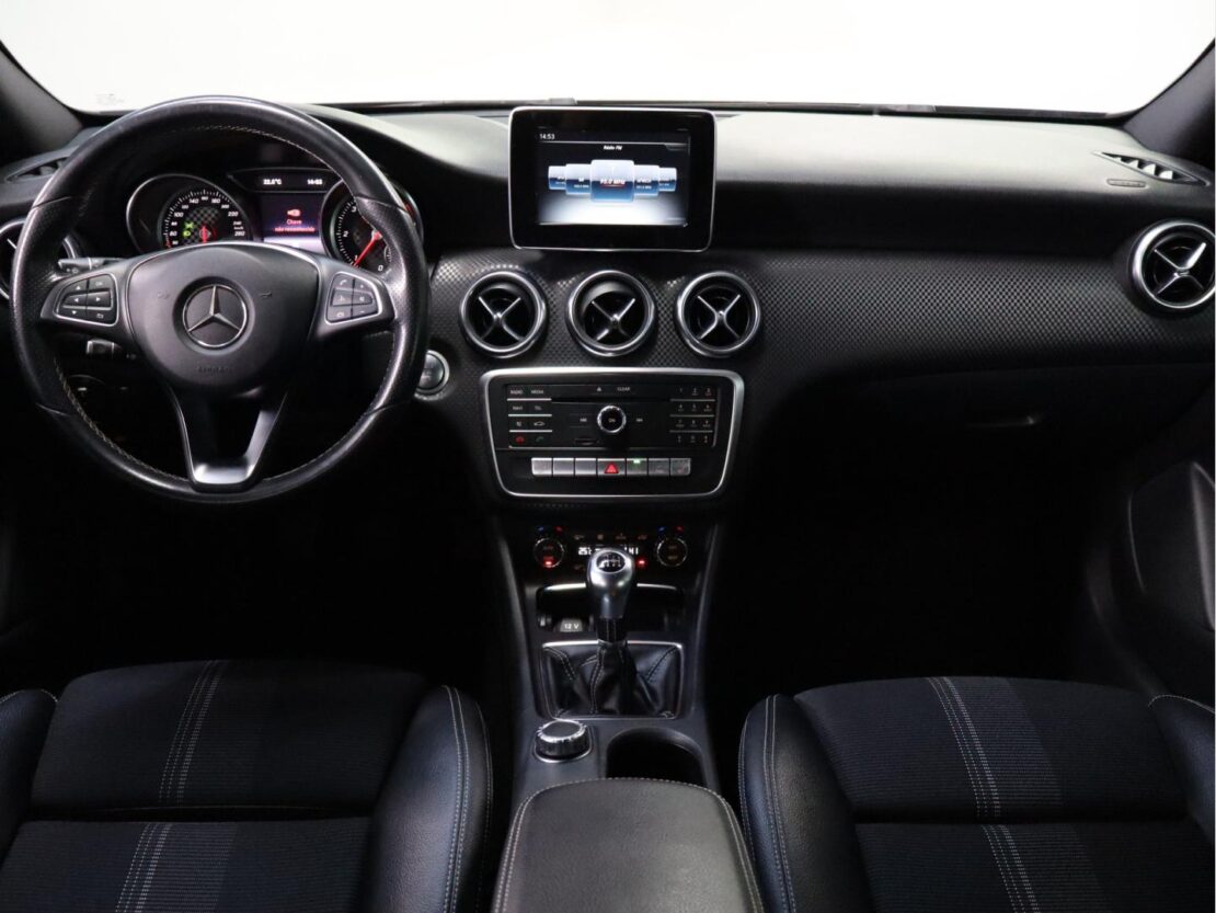 Mercedes Benz Classe A 1.5 180 d Style 8