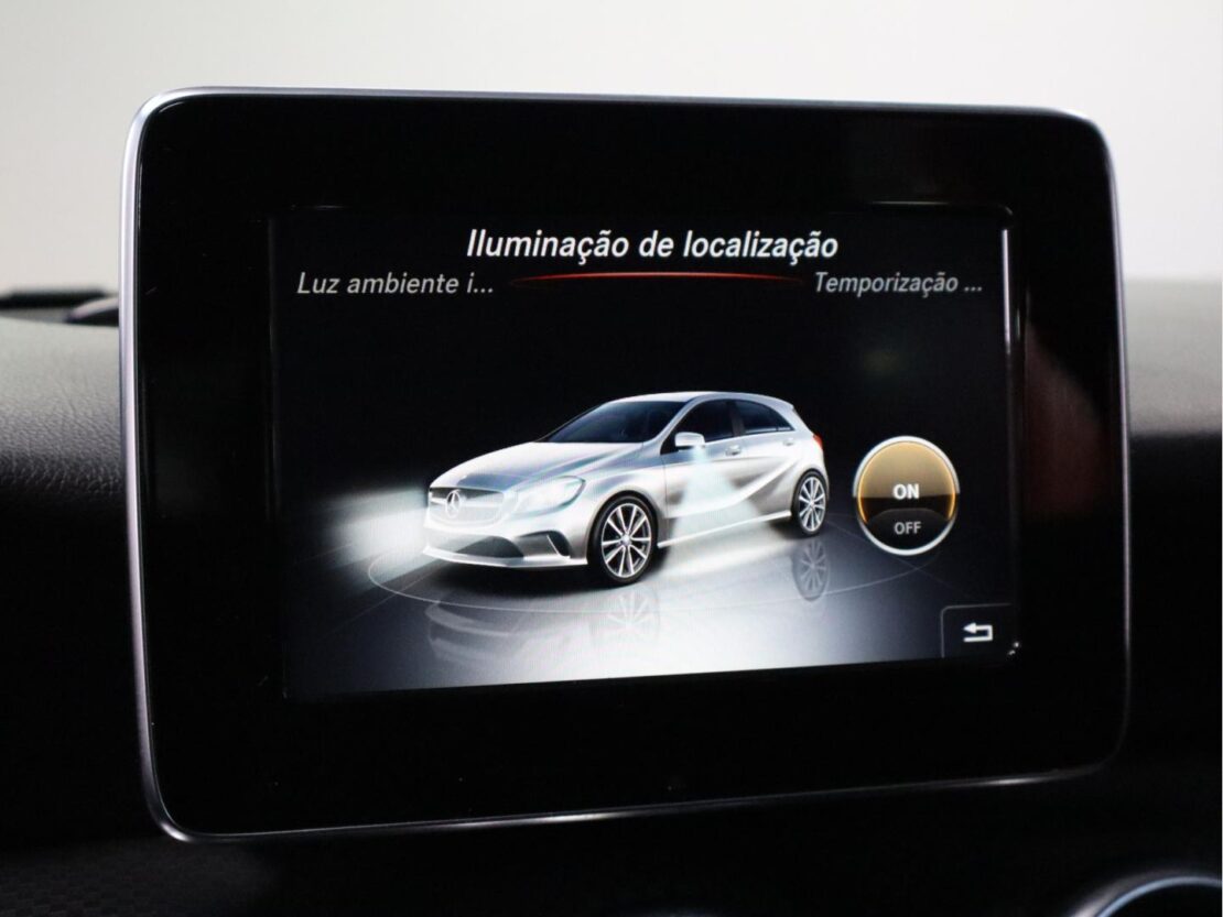 Mercedes Benz Classe A 1.5 180 d Style 13