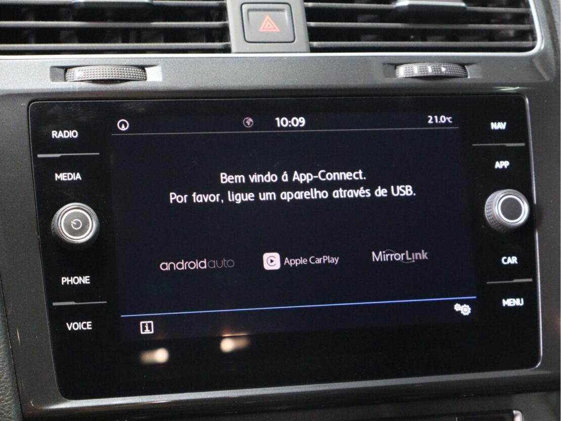Volkswagen Golf 1.6 TDI Confortline Variant 11