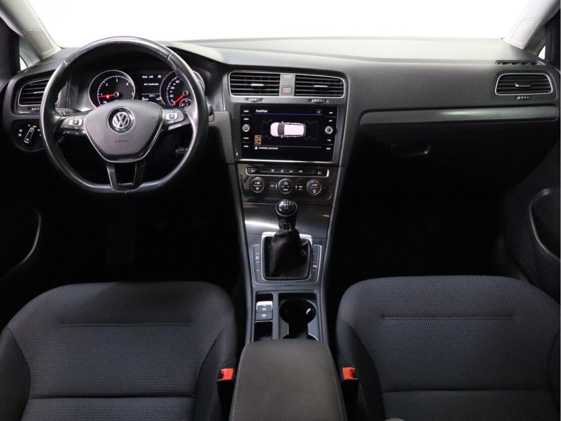 Volkswagen Golf 1.6 TDI Confortline Variant 7