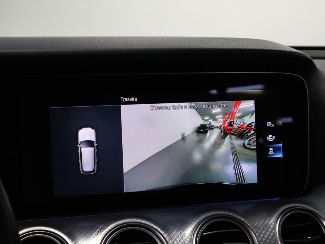 Mercedes Benz Classe E E 300 de Exclusive 16