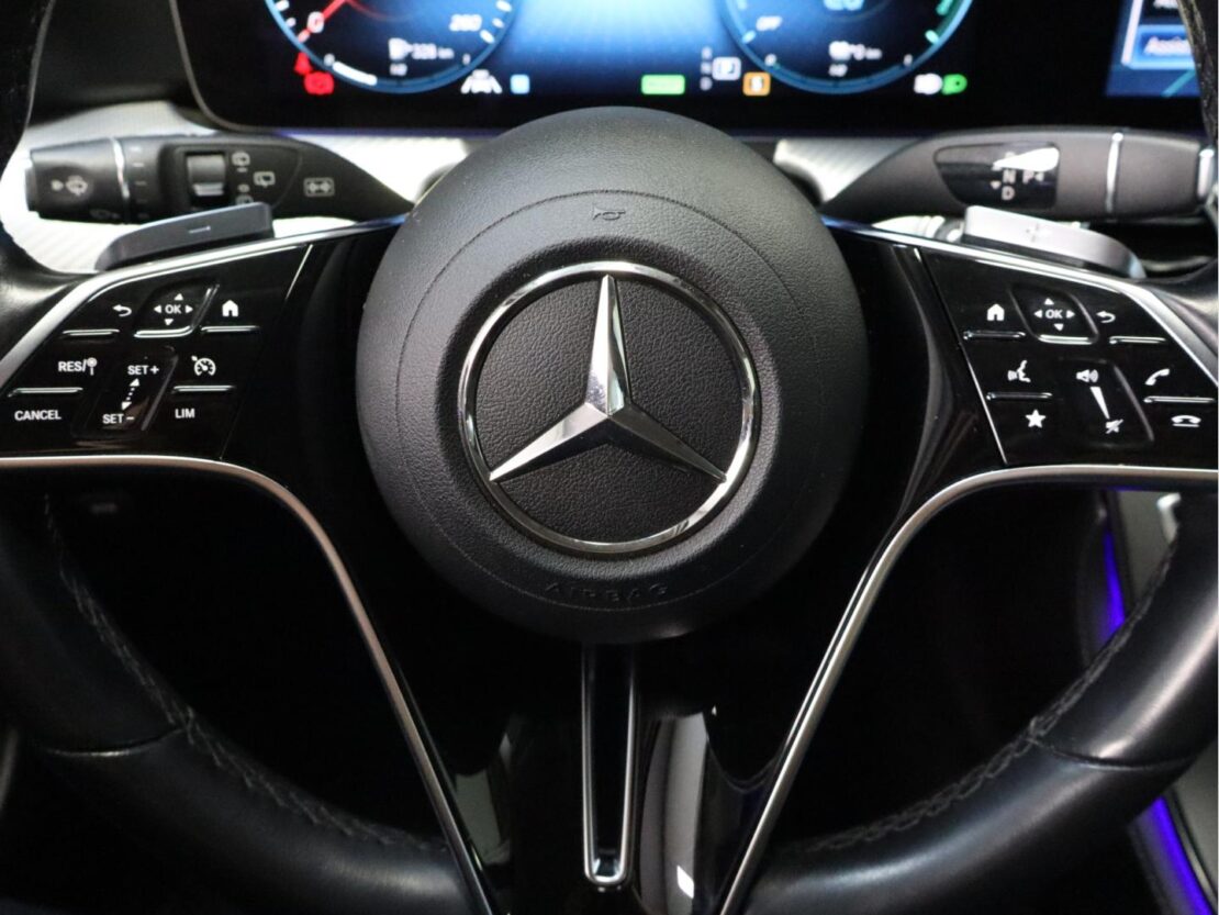 Mercedes Benz Classe E E 300 de Exclusive 22