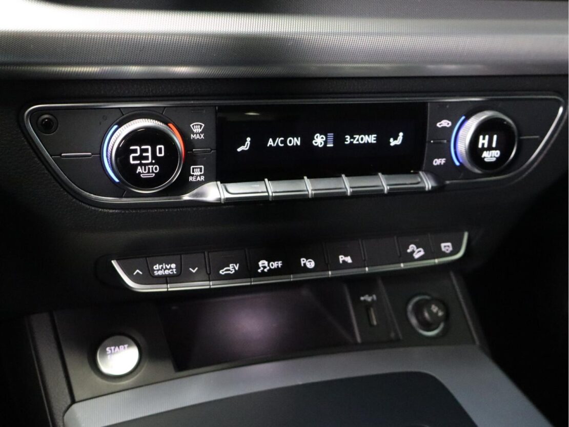 Audi Q5 50 TFSIe quattro S tronic Advance 22