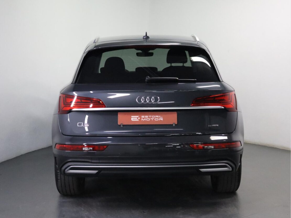 Audi Q5 50 TFSIe quattro S tronic Advance 4