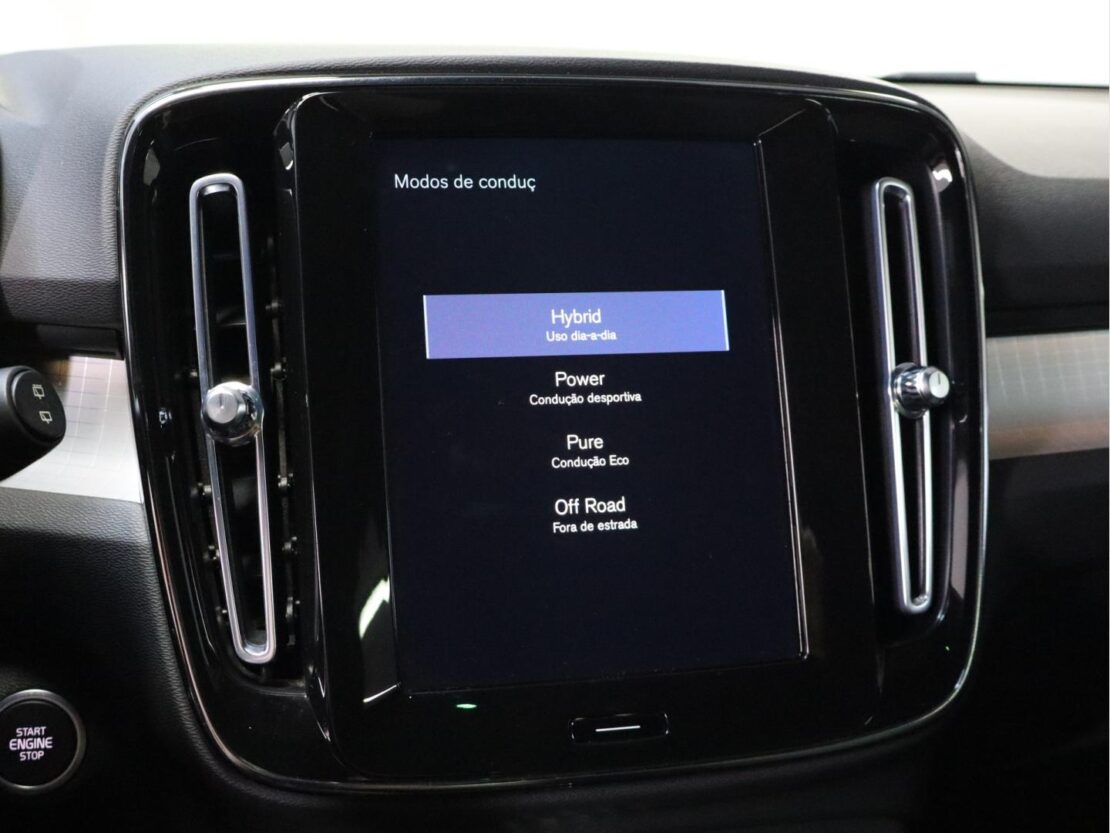 Volvo XC40 1.5 T4 PHEV Core 17