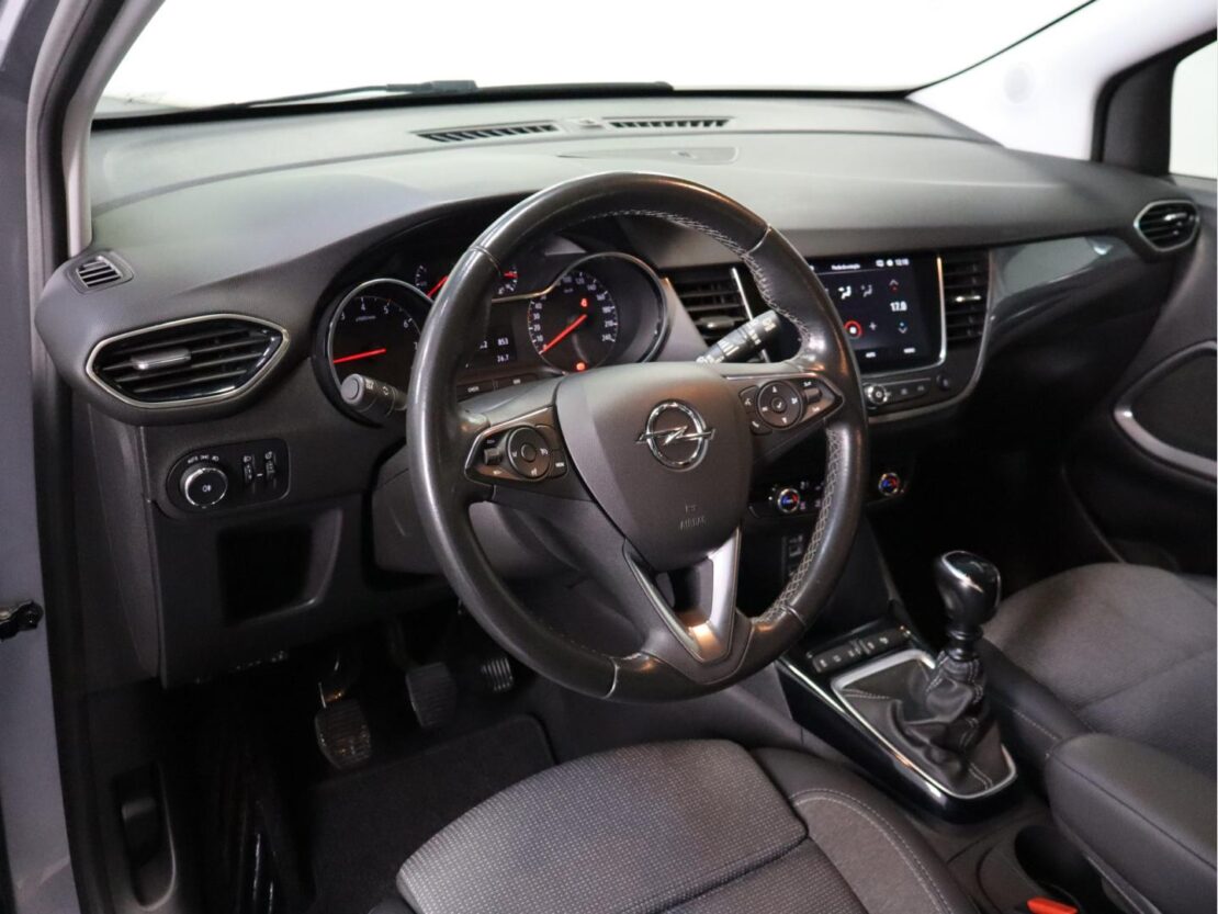 Opel Crossland 1.2 Business Edition 6