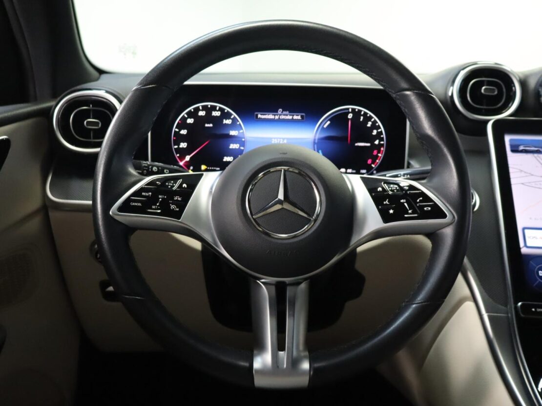 Mercedes Benz GLC 300 de 4MATIC 14