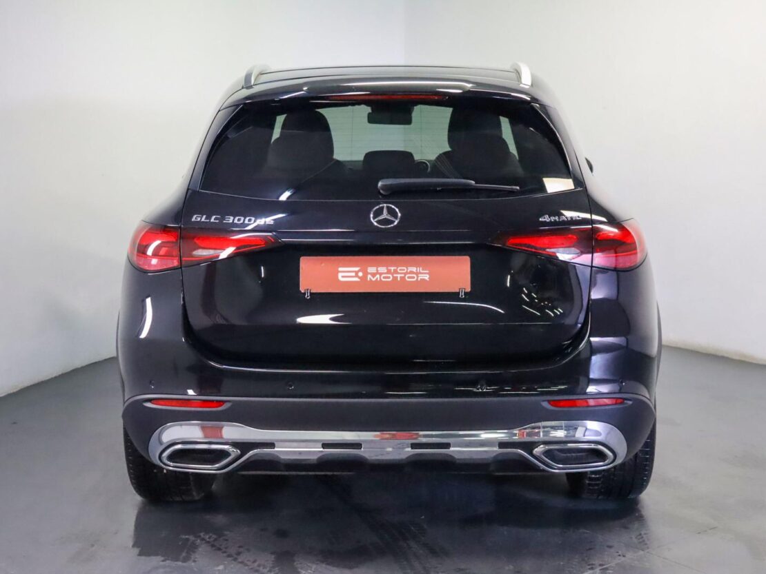 Mercedes Benz GLC 300 de 4MATIC 4