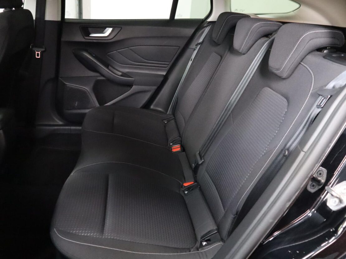 Ford Focus 1.5 TDCI EcoBlue TITANIUM 8