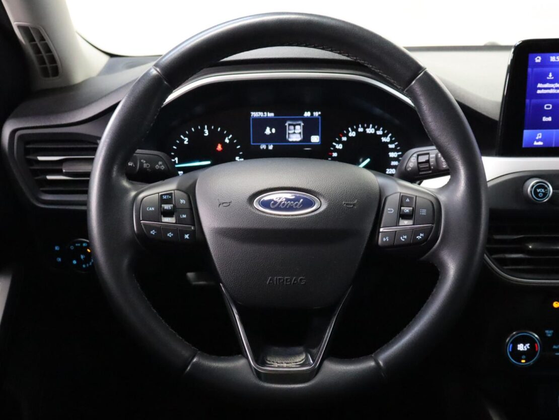 Ford Focus 1.5 TDCI EcoBlue TITANIUM 10