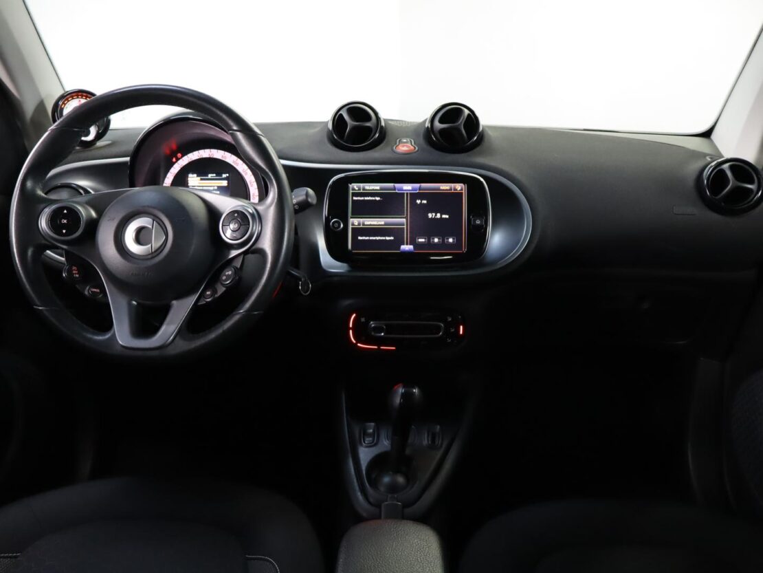 Smart Fortwo EQ passion 8