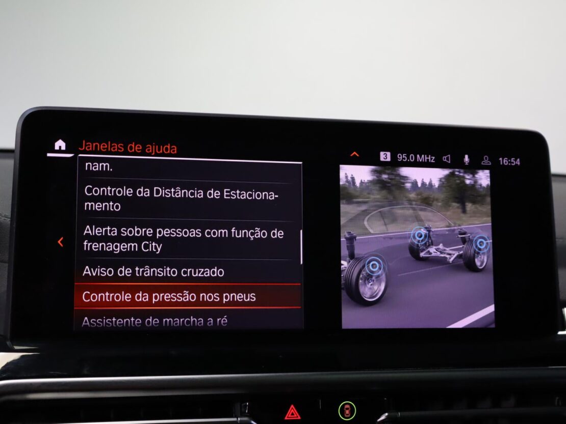 BMW iX3 M Sport Impressive 18