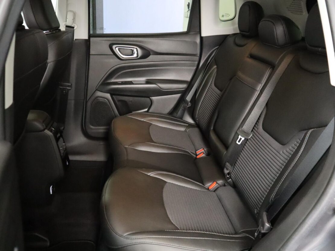 Jeep Compass 1.3 TG Limited 9