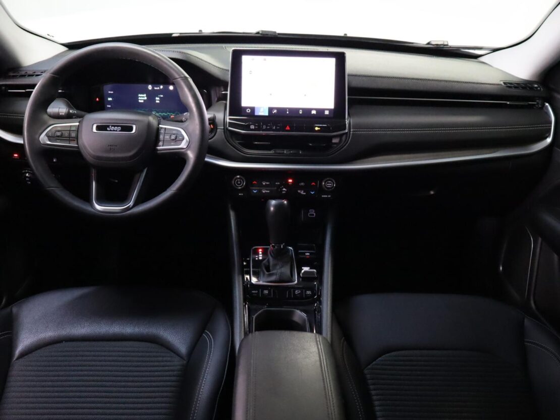 Jeep Compass 1.3 TG Limited 10