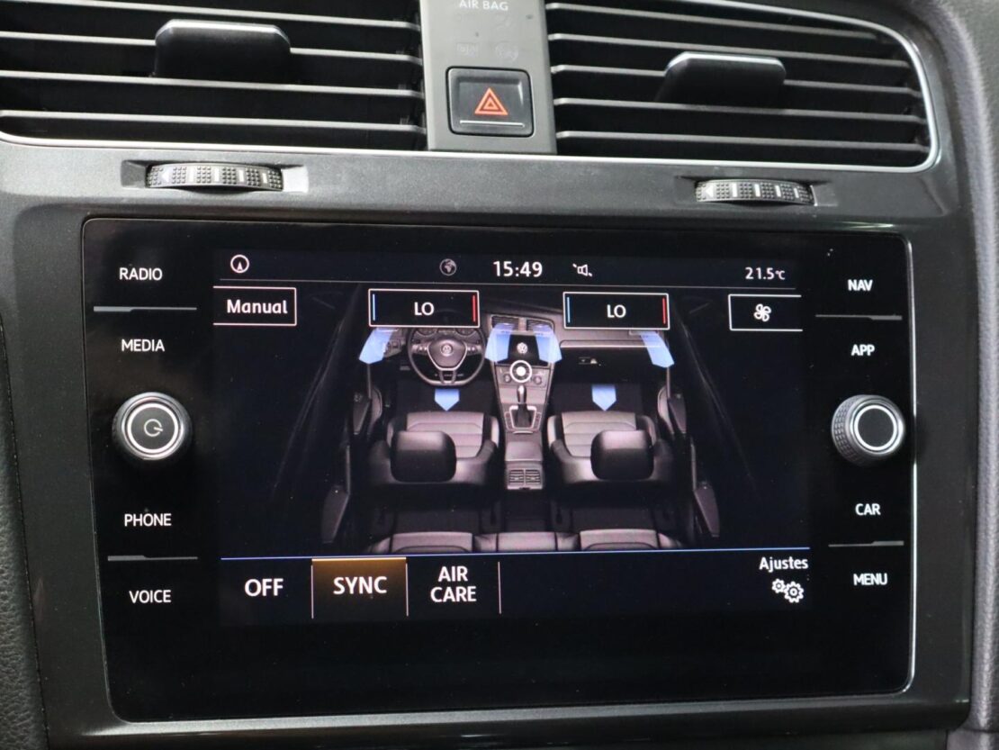 Volkswagen Golf 1.6 TDI  Confortline DSG Variant 14