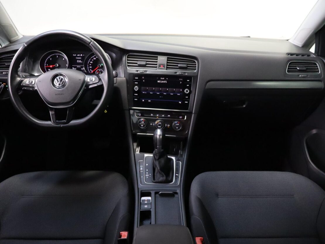 Volkswagen Golf 1.6 TDI  Confortline DSG Variant 9