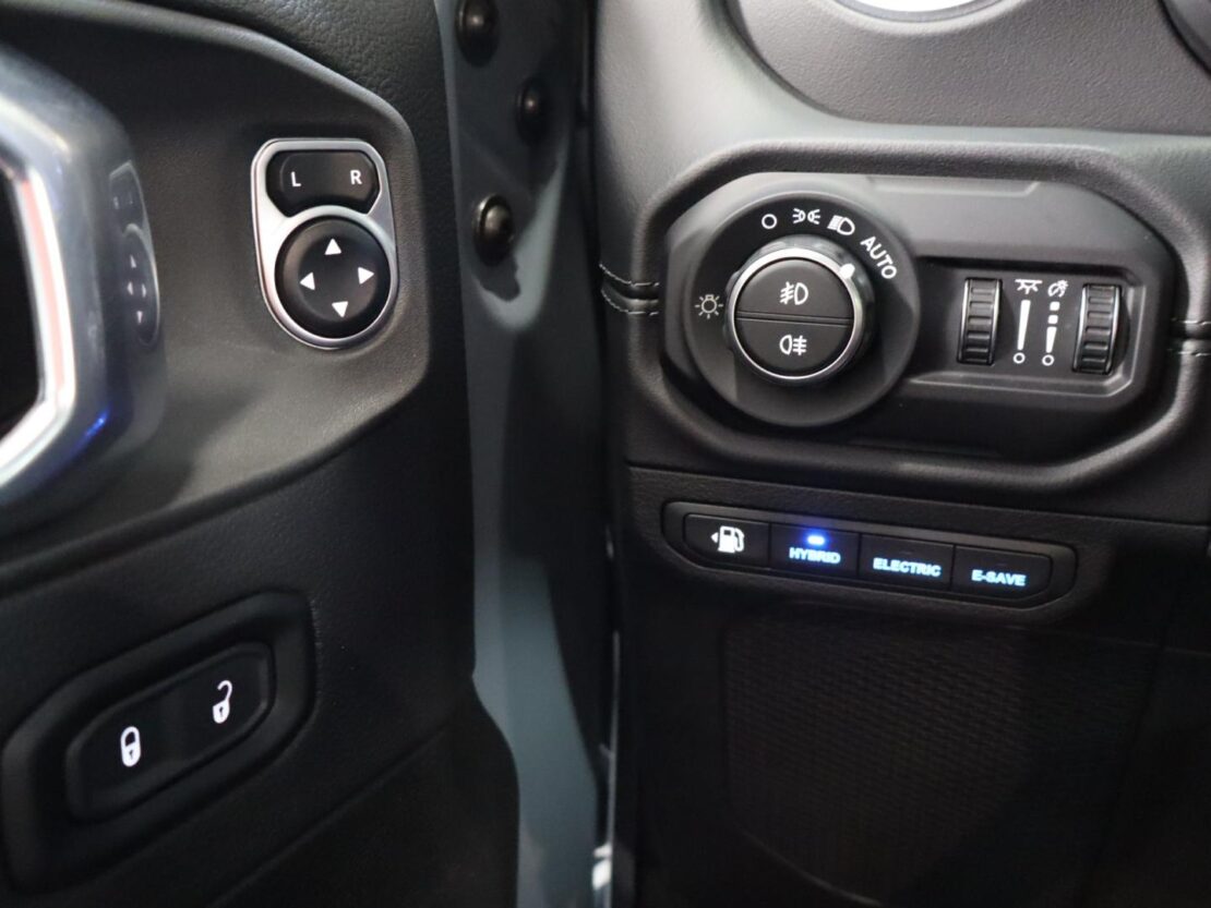 Jeep Wrangler Sahara 2.0 TG Plug In Hybrid 4Xe AT8 24